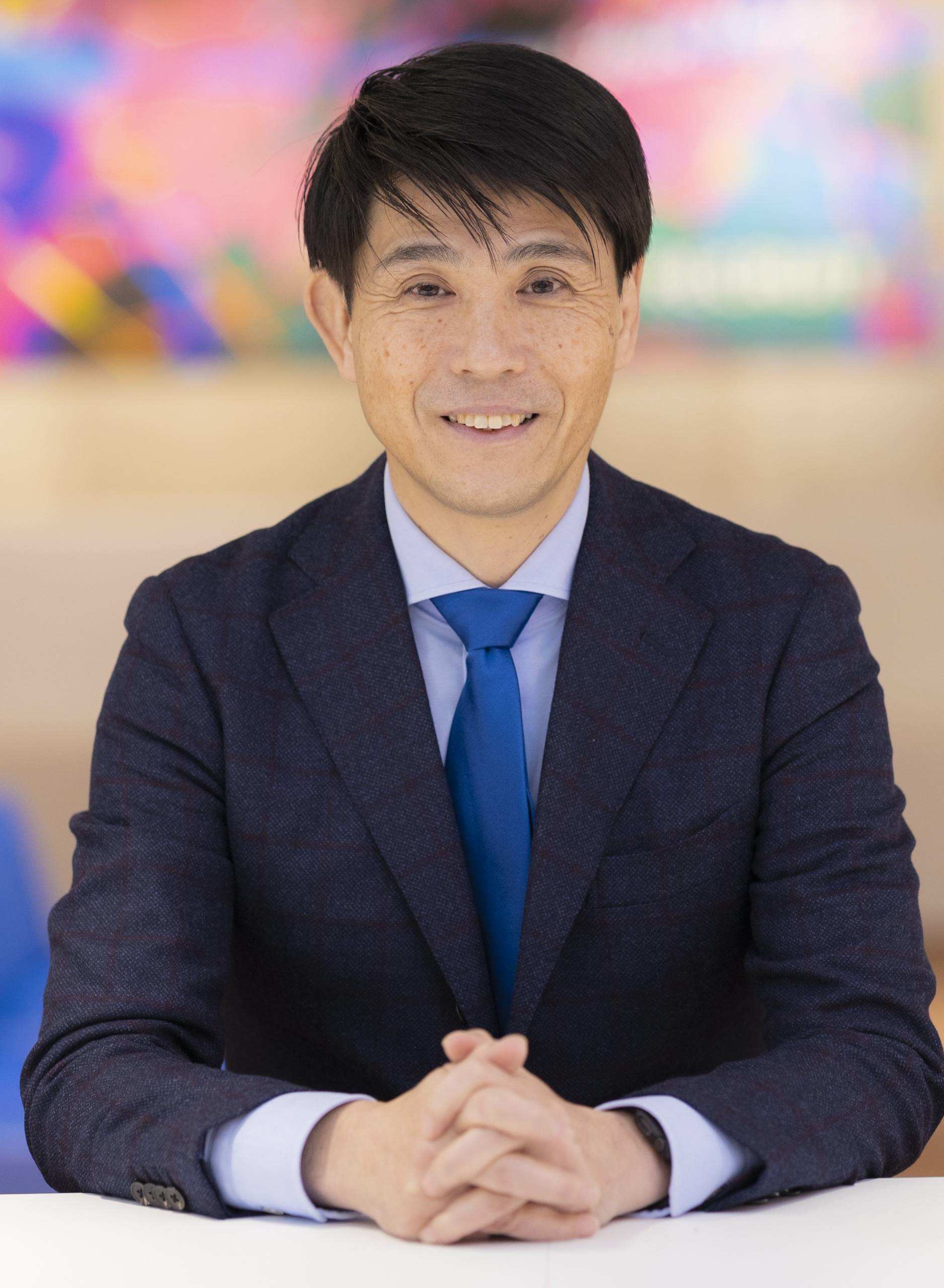 栗田 貴祥（写真）